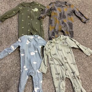 Carter’s Sleeper Set